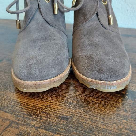 Tory Burch Brown Suede Vicki Wedge Booties Size 9 - Picture 8 of 12